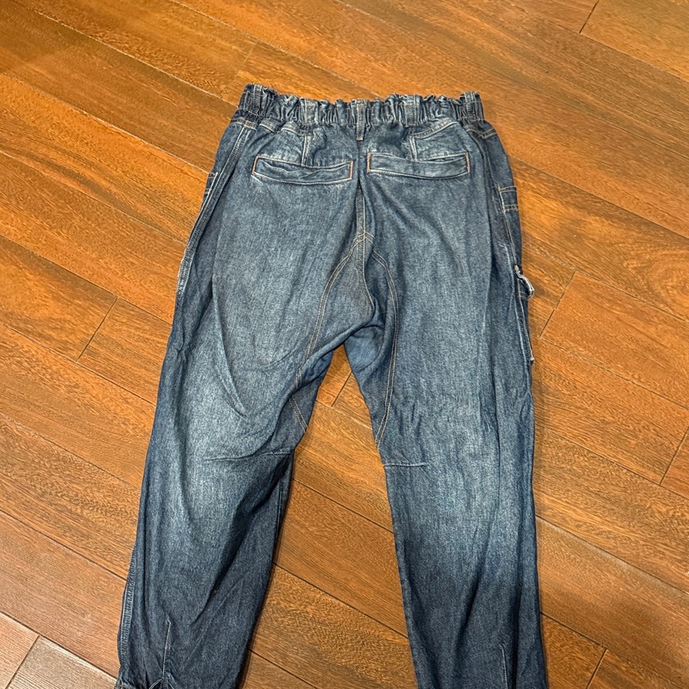 We The Free Dark Blue Relaxed Cargo Jeans - Picture 3 of 3